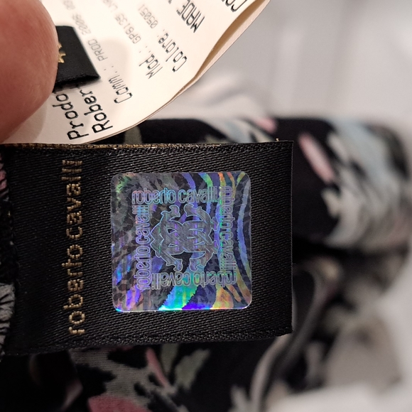 Roberto Cavalli dress size 46 Italian. Black floral print. - Picture 3 of 5